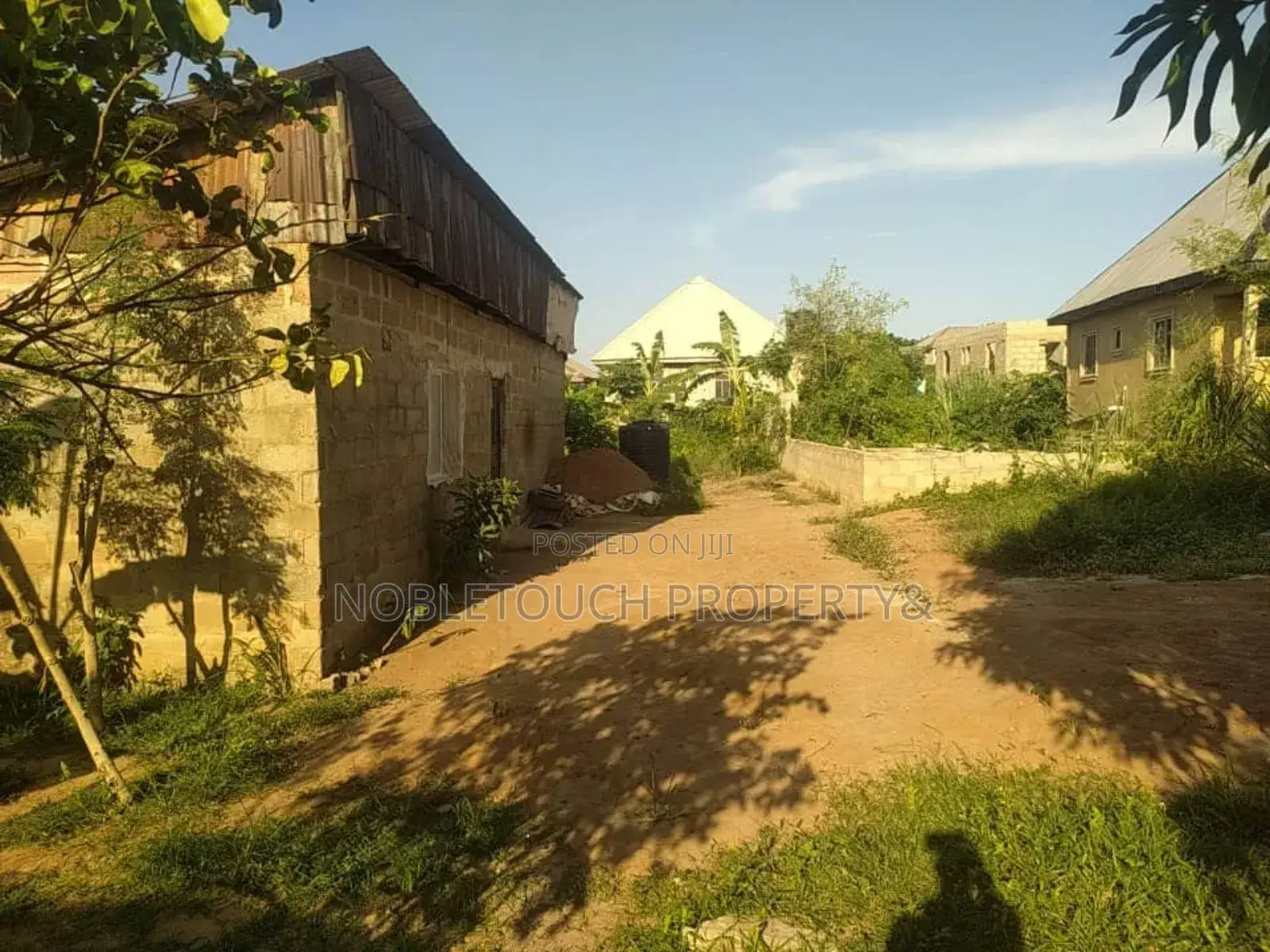 1bdrm Bungalow in Alewele Aleke, Adamo for sale in Adamo