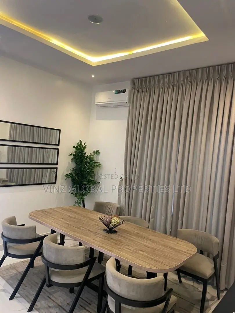 Luxury and Very Spacious 5 Bedroom Self Compound in Lekki