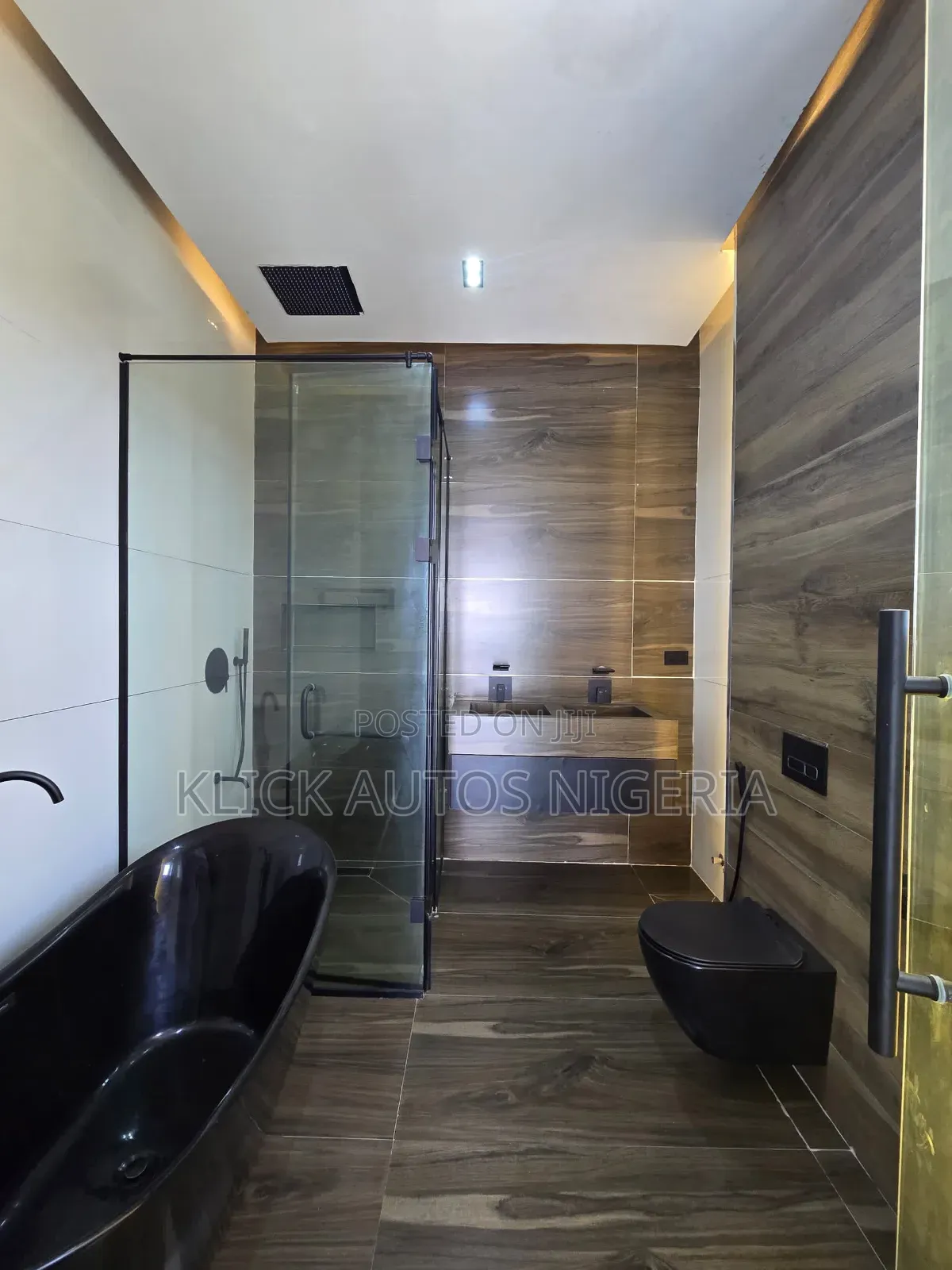 Furnished 5bdrm Duplex in Lekki for sale in Lekki