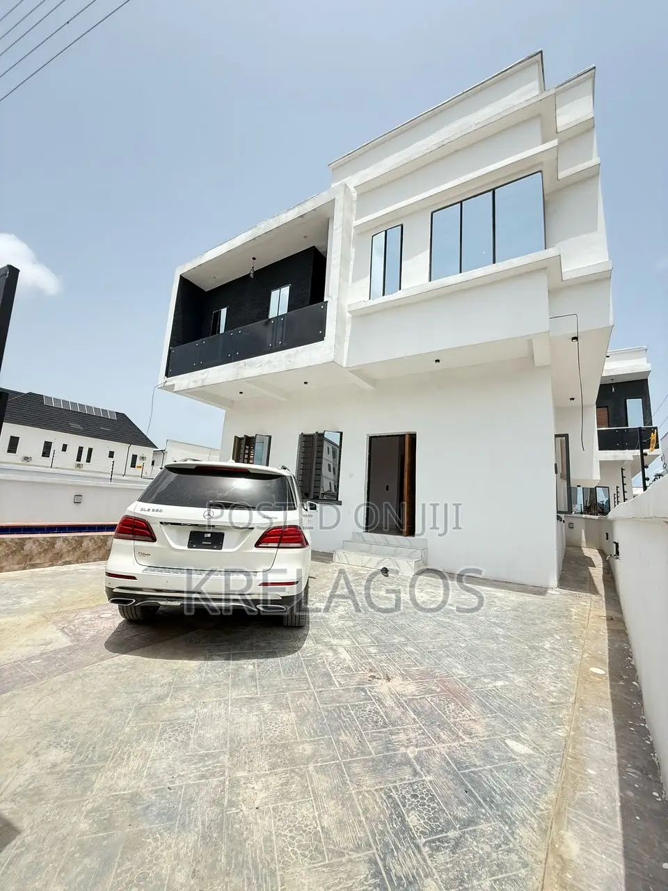 5bdrm Duplex in Abraham Adesanya Estate for sale in Abraham Adesanya Estate