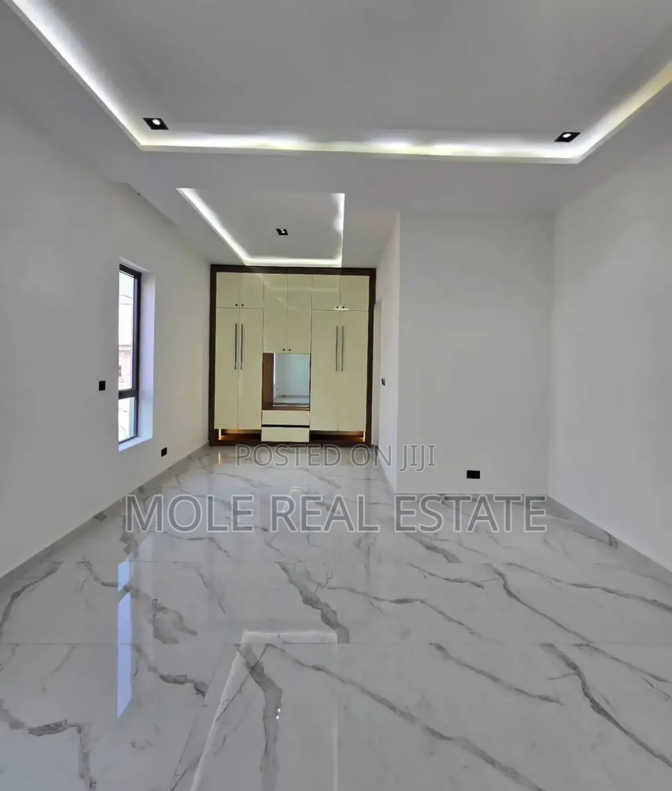 Furnished 5bdrm Duplex in Leki Phase 1 for sale in Lekki Phase 1