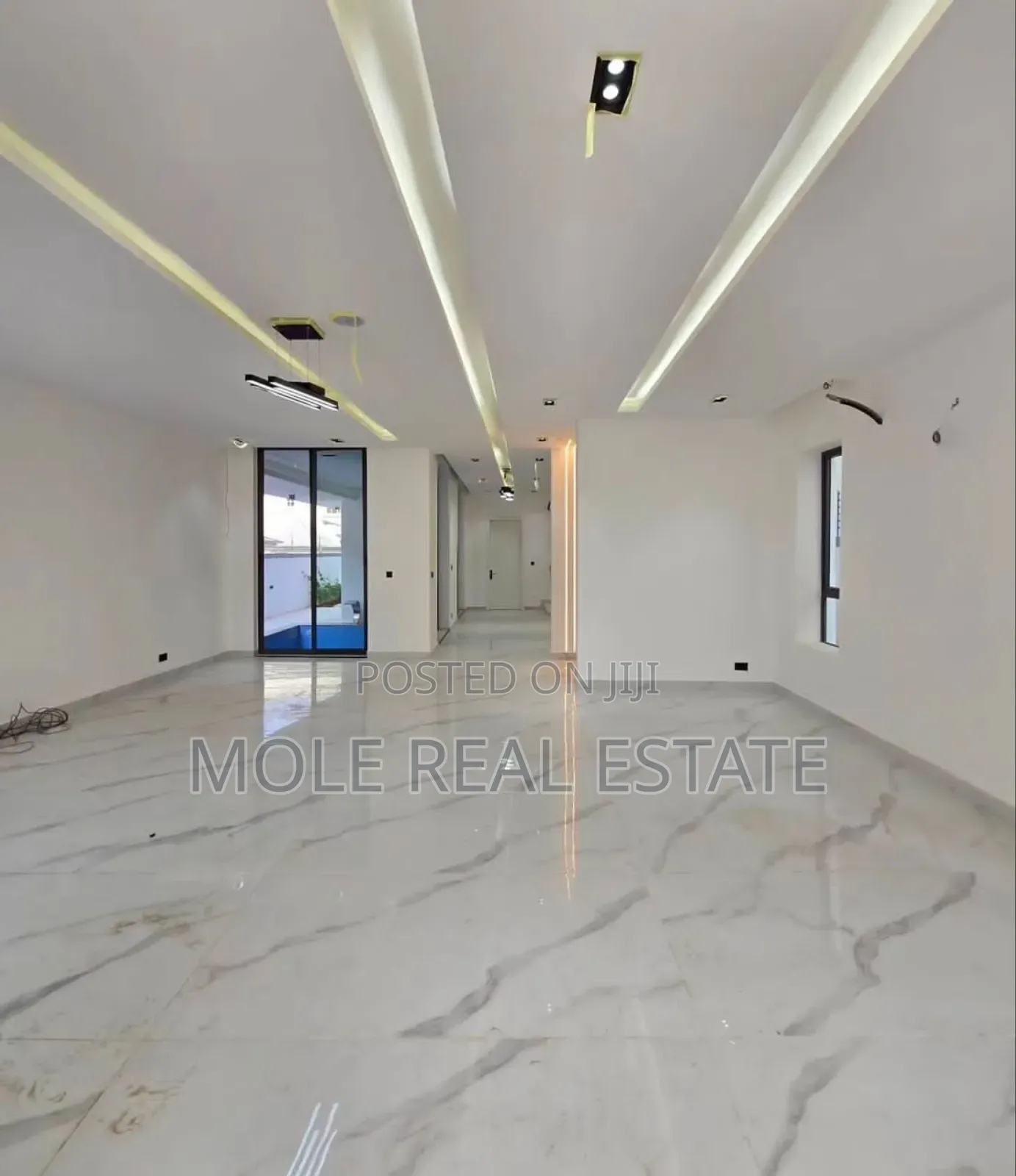 Furnished 5bdrm Duplex in Leki Phase 1 for sale in Lekki Phase 1