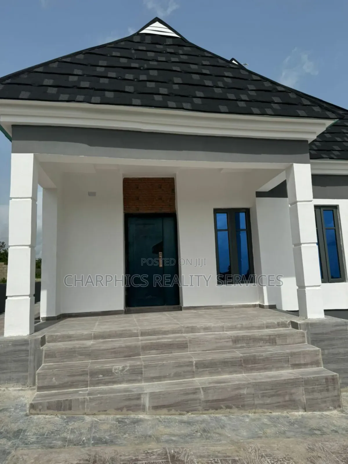 3bdrm Bungalow in Epe for sale in Epe
