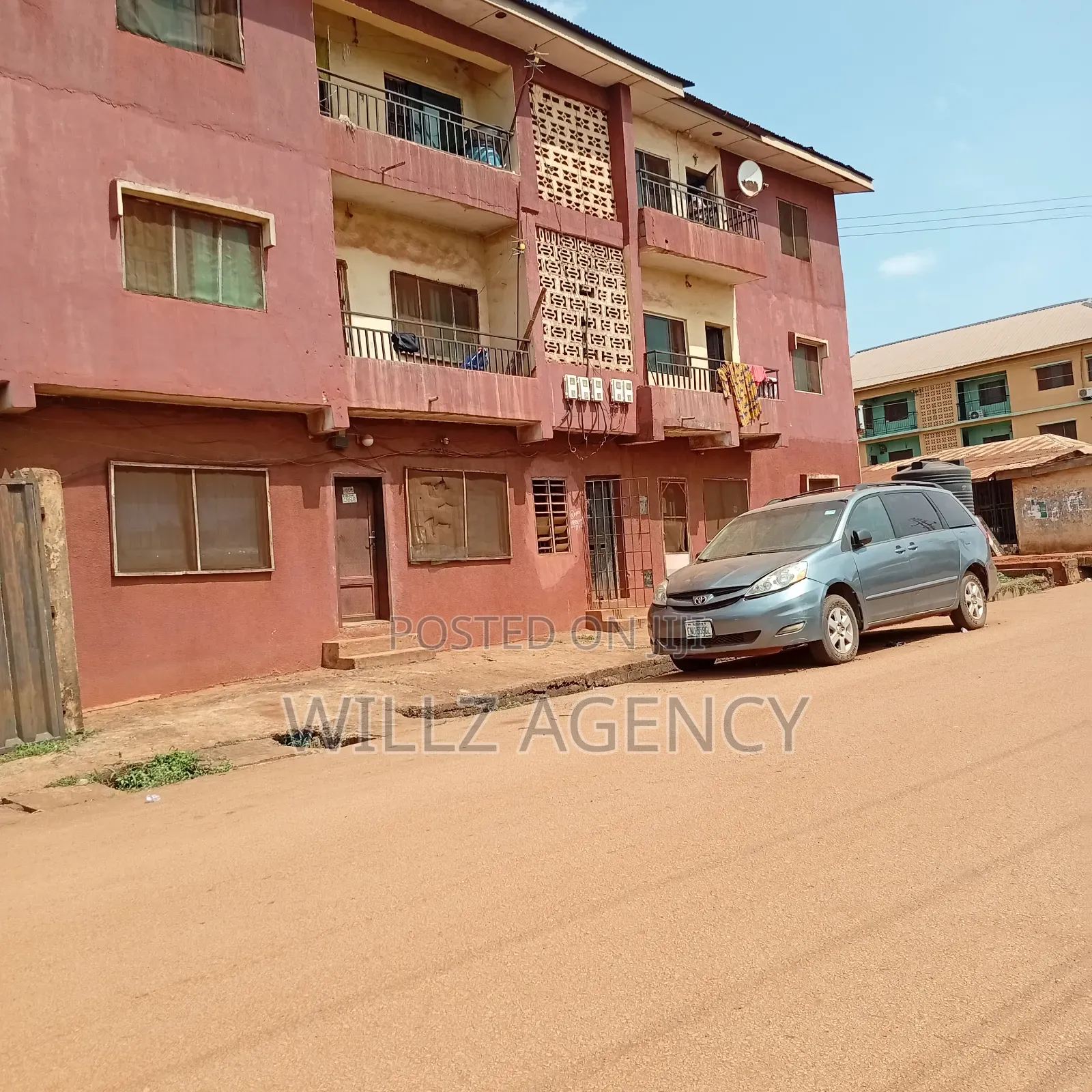 2bdrm Block of Flats in Enugu for sale in Enugu
