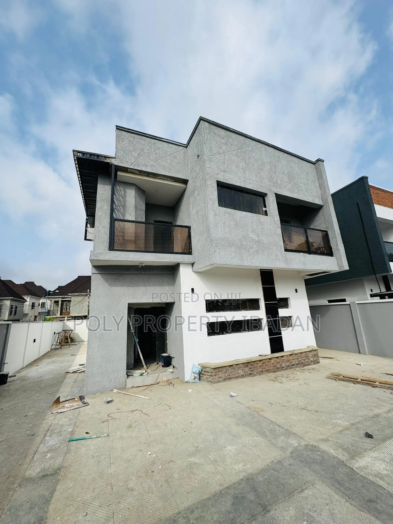 4bdrm Duplex in Carlton Gate Estate, Akobo for sale in Akobo
