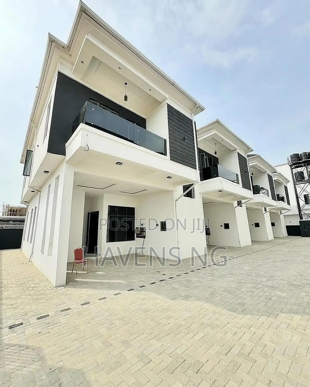 4bdrm Duplex in Lekki Phase 2 for sale in Lekki Phase 2