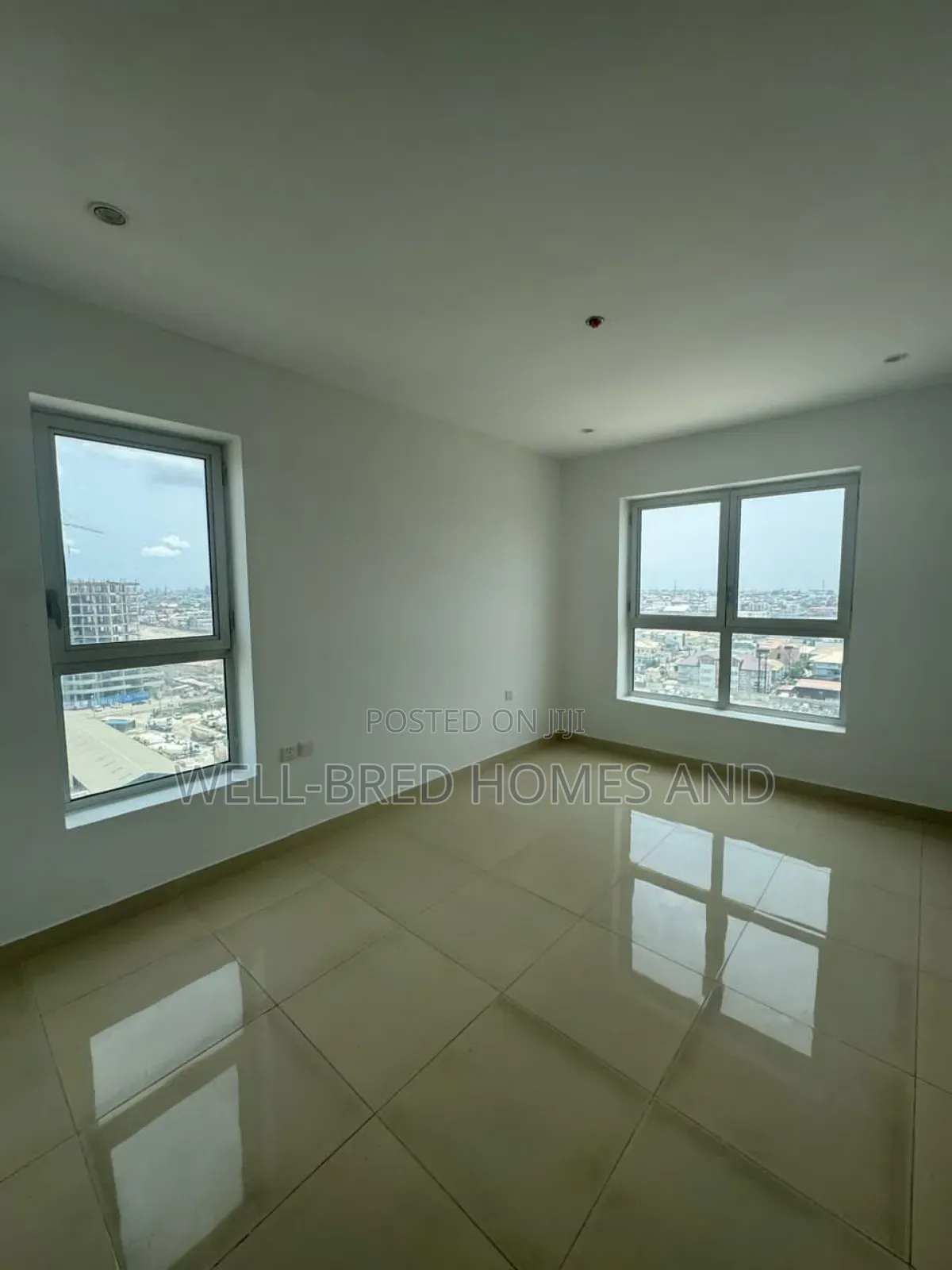 2bdrm Apartment in Bluewater Apartment, for rent in Lekki