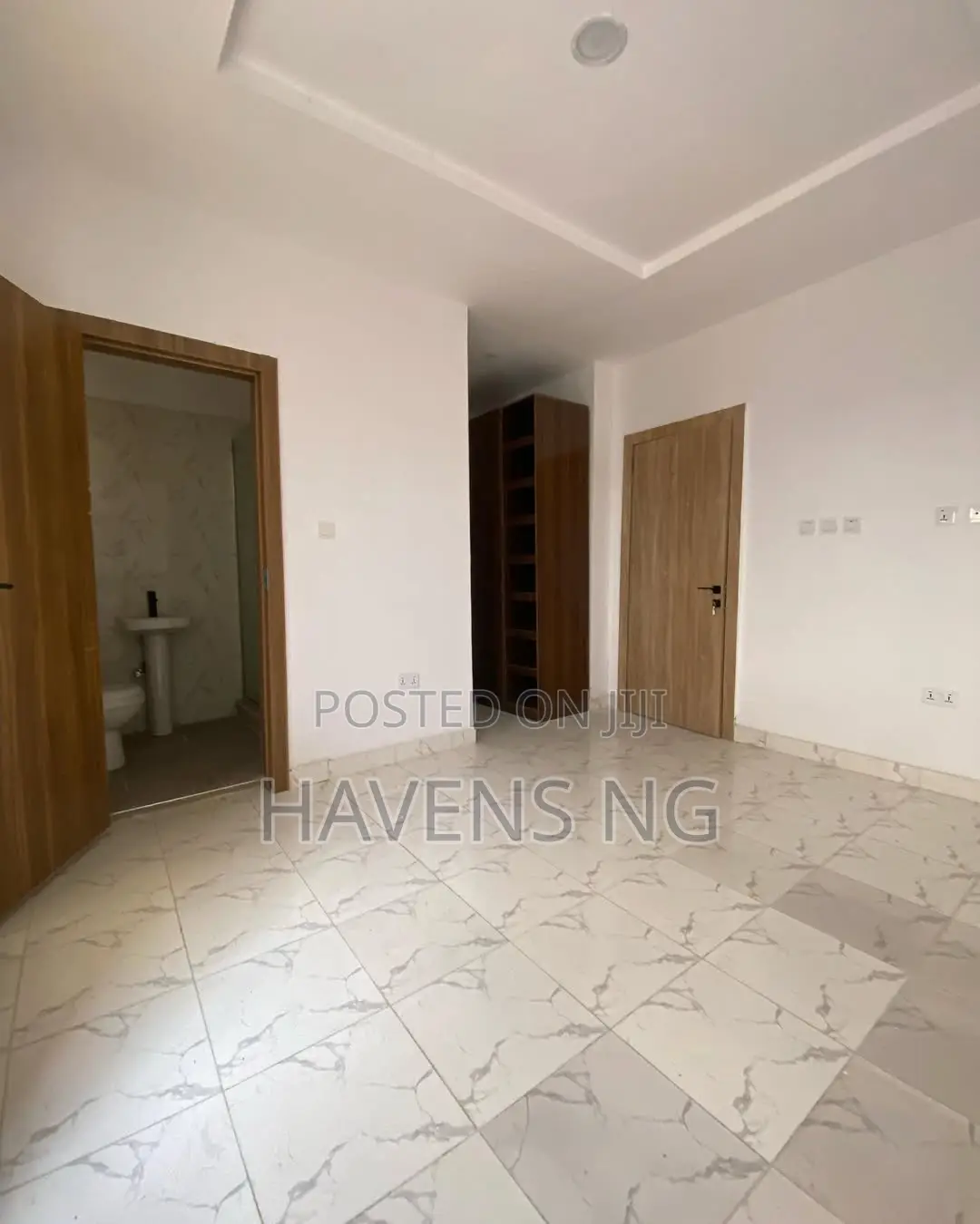 3bdrm Duplex in Abraham Adesanya Estate for sale in Abraham Adesanya Estate