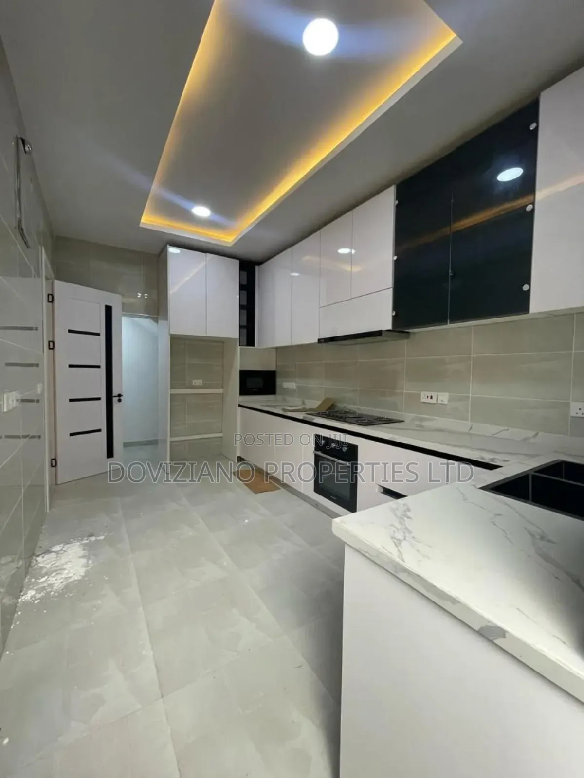 4bdrm Townhouse/Terrace in Victoria Island for sale in Victoria Island