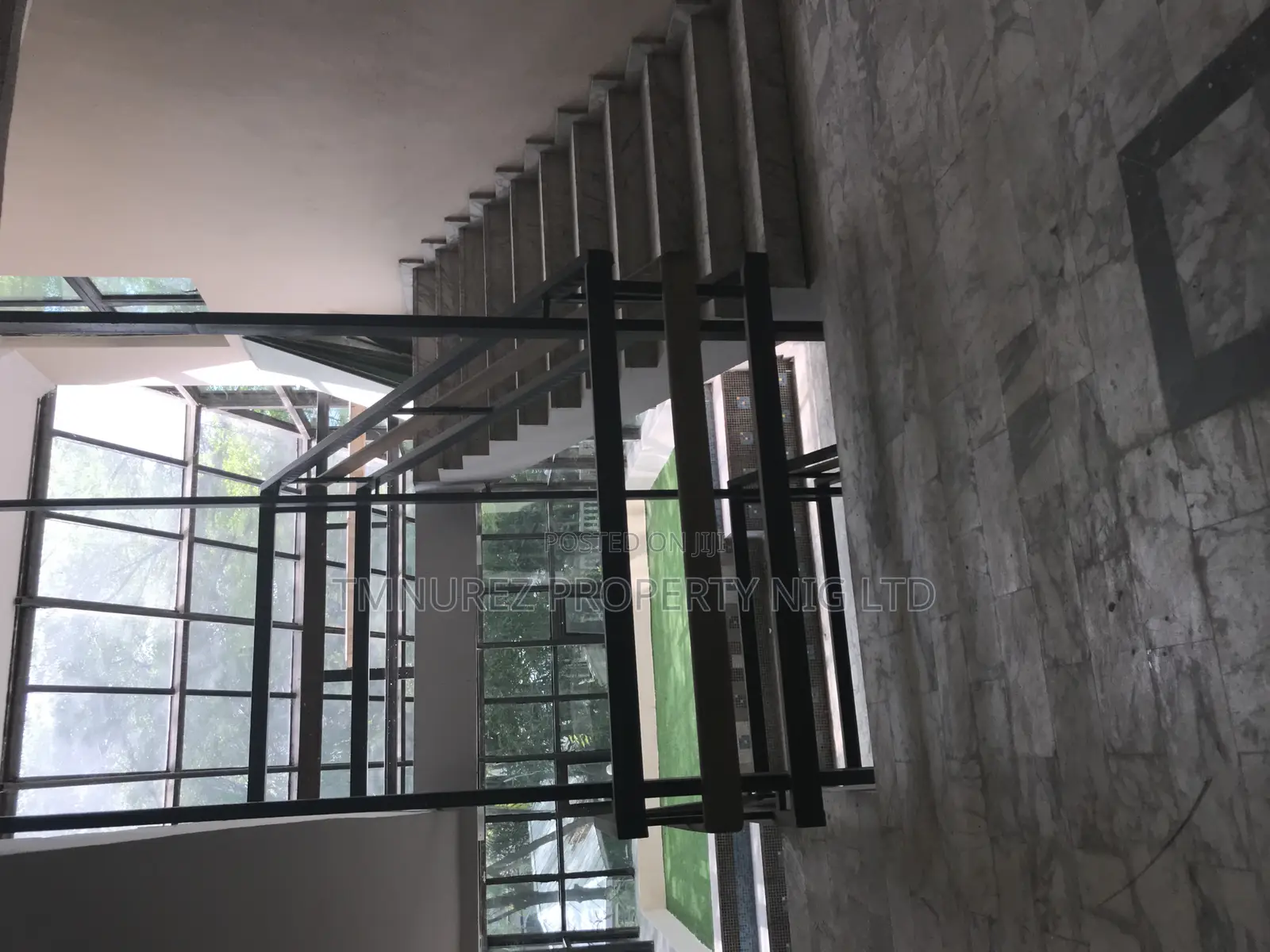 3bdrm Apartment in Chevron for rent in Chevron