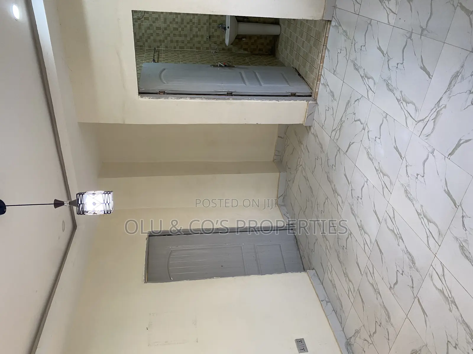 1bdrm Block of Flats in Apase Estate, Lugbe District for rent in Lugbe District