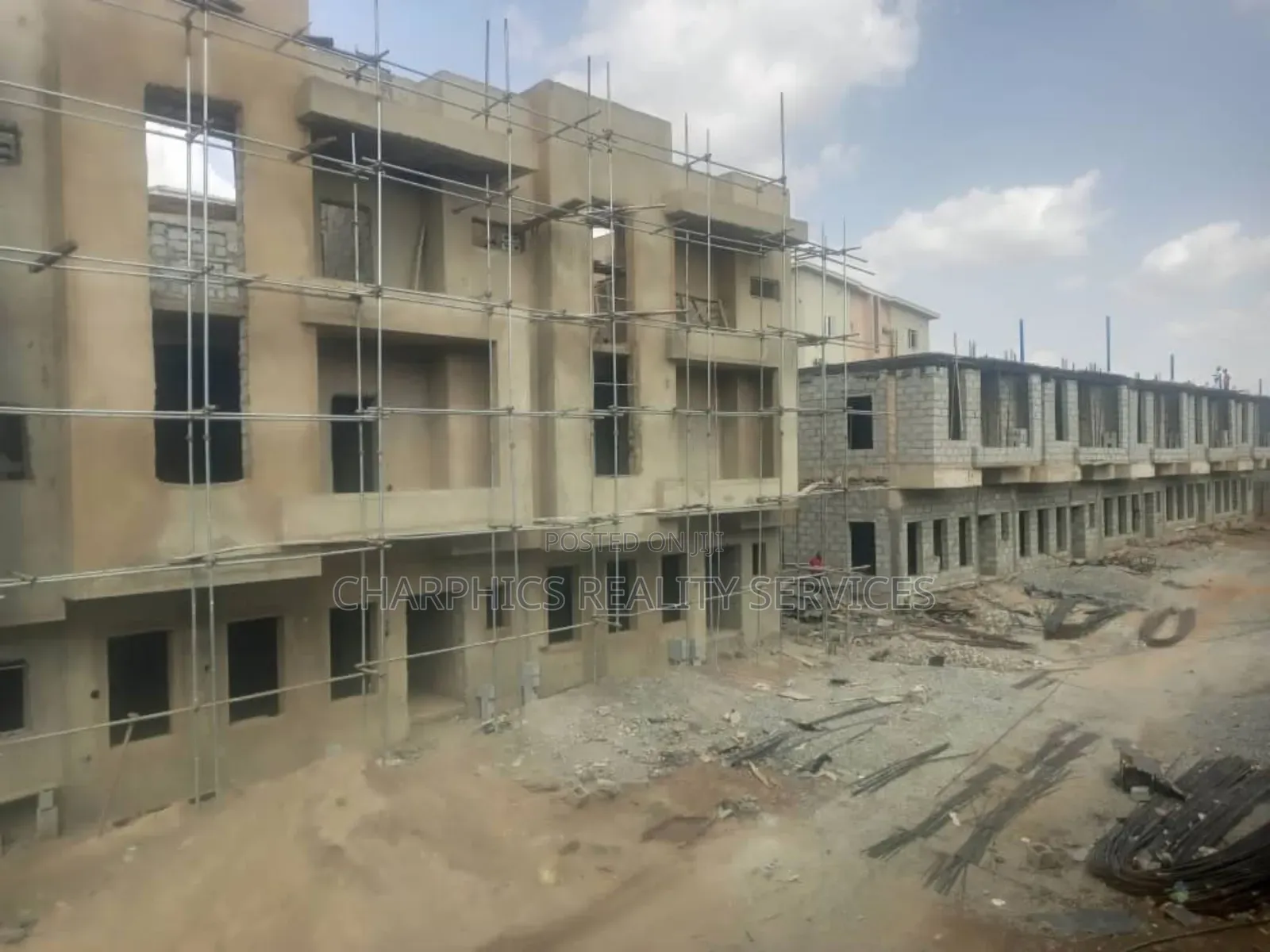 4bdrm Duplex in Life Camp for sale in Life Camp