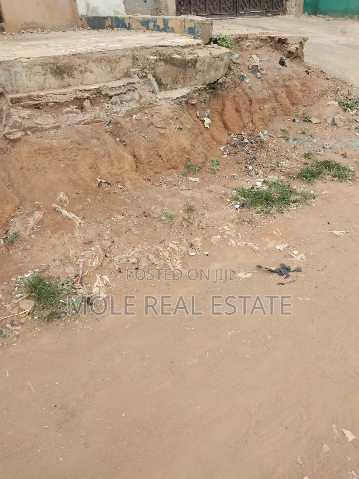 1. 184sqm Plot Ogidi Cresent Off Admiralty Way Leki Phase 1 in Lekki Phase 1