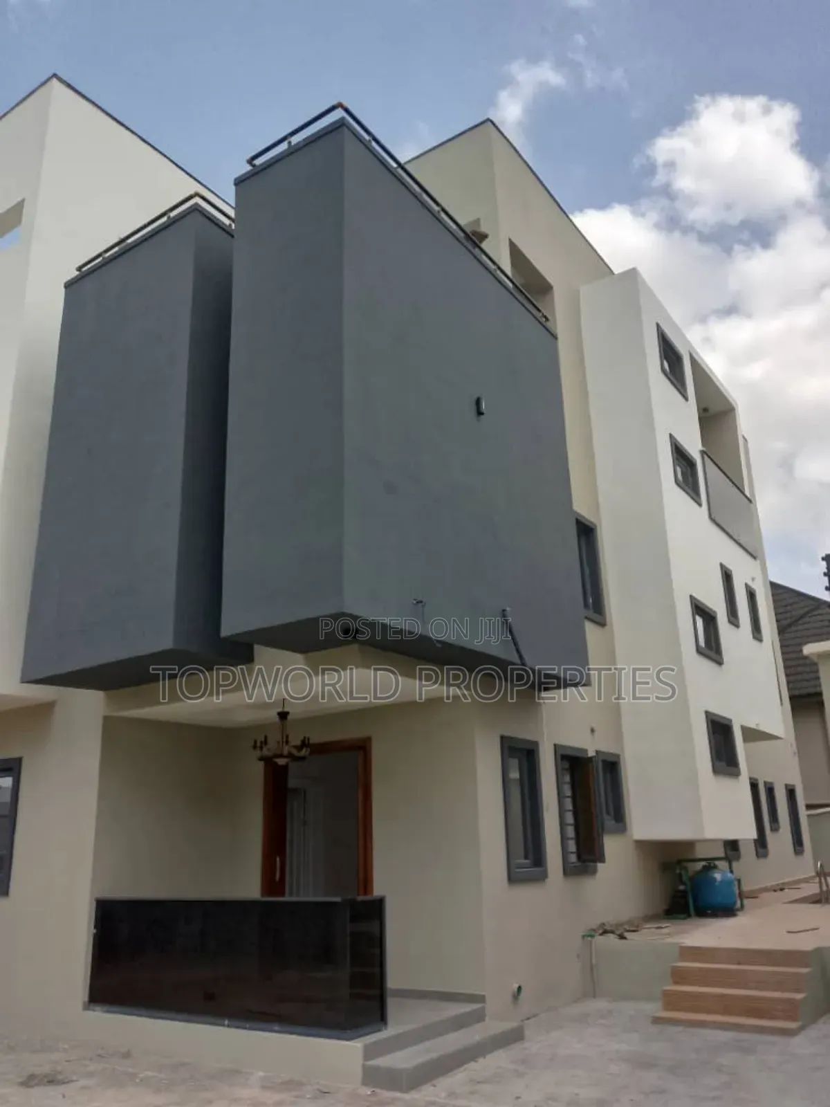 5bdrm Duplex in Magodo Phase 2, Agboyi/Ketu for sale in Agboyi/Ketu