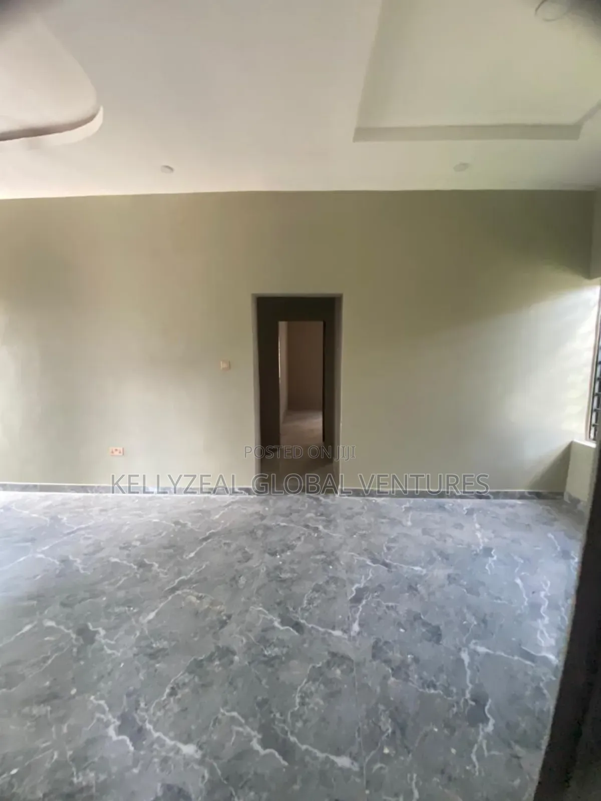 2bdrm Apartment in Paragon Estate for rent in Ago Palace