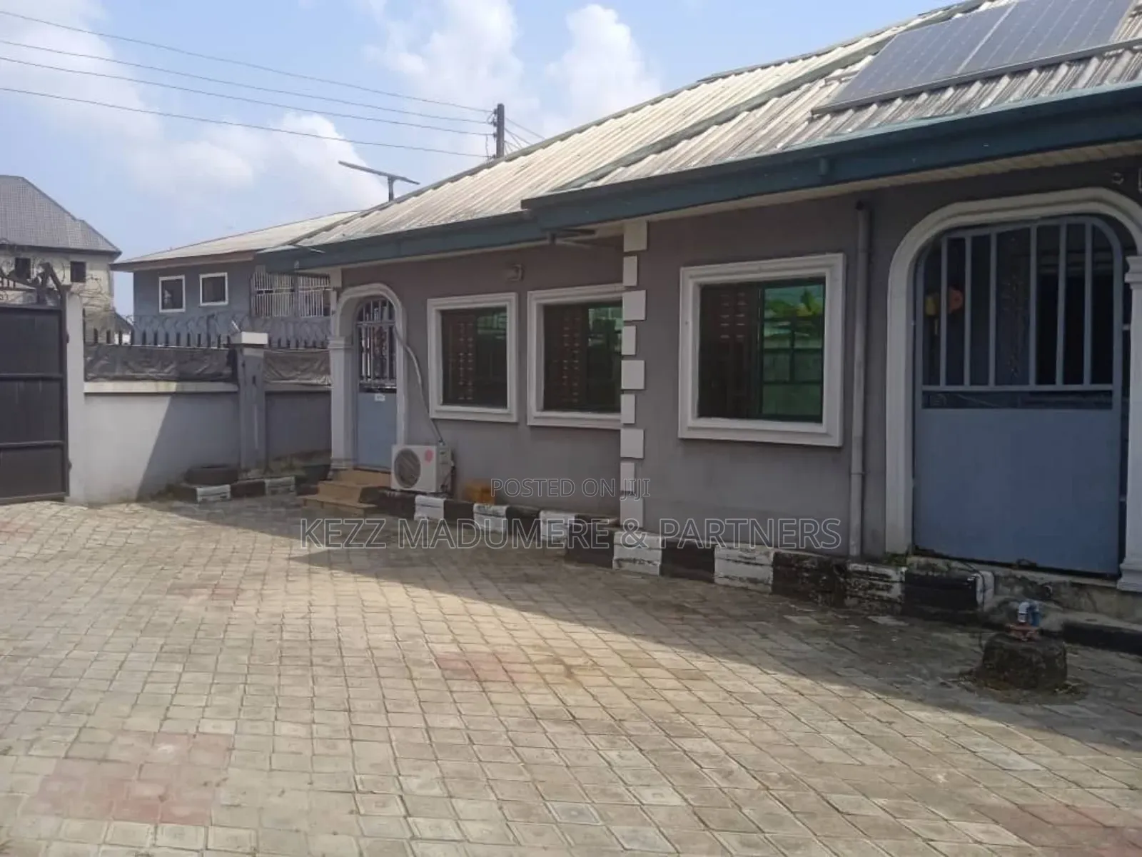 4bdrm Bungalow in Sars Road , Port for sale in Port-Harcourt