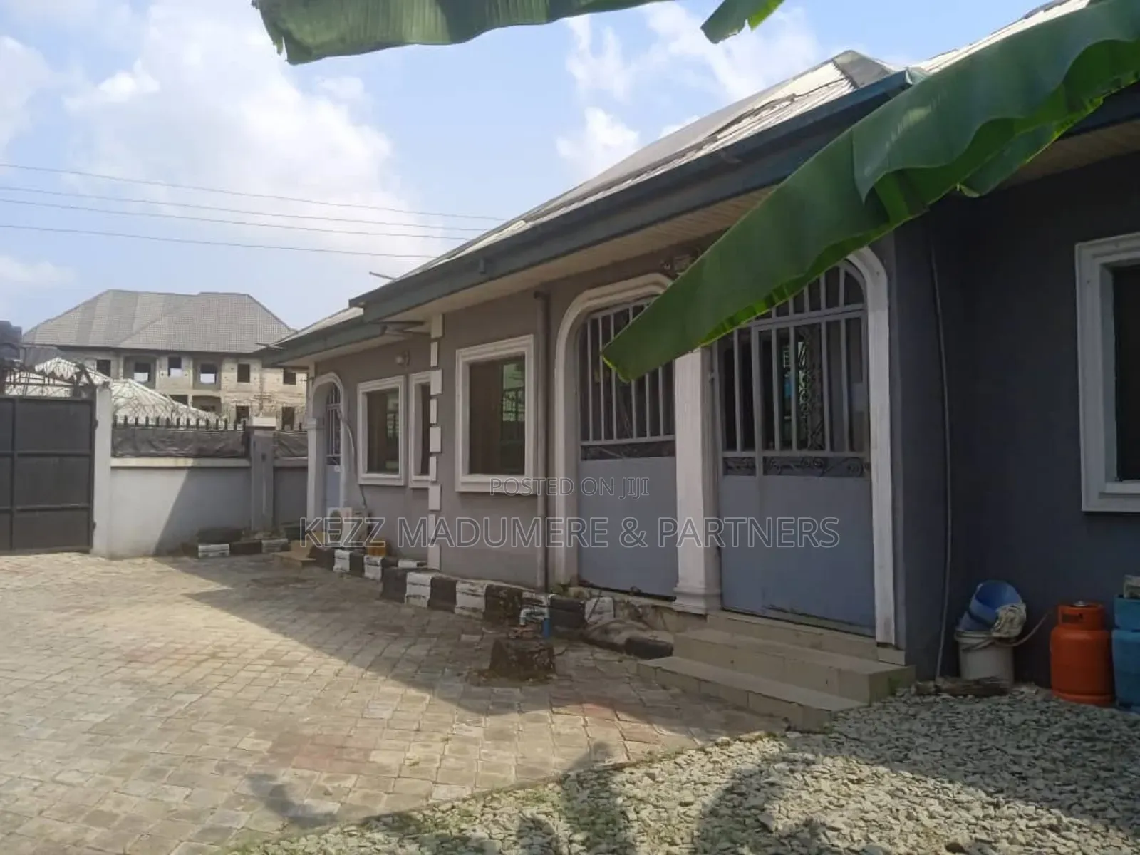 4bdrm Bungalow in Sars Road , Port for sale in Port-Harcourt