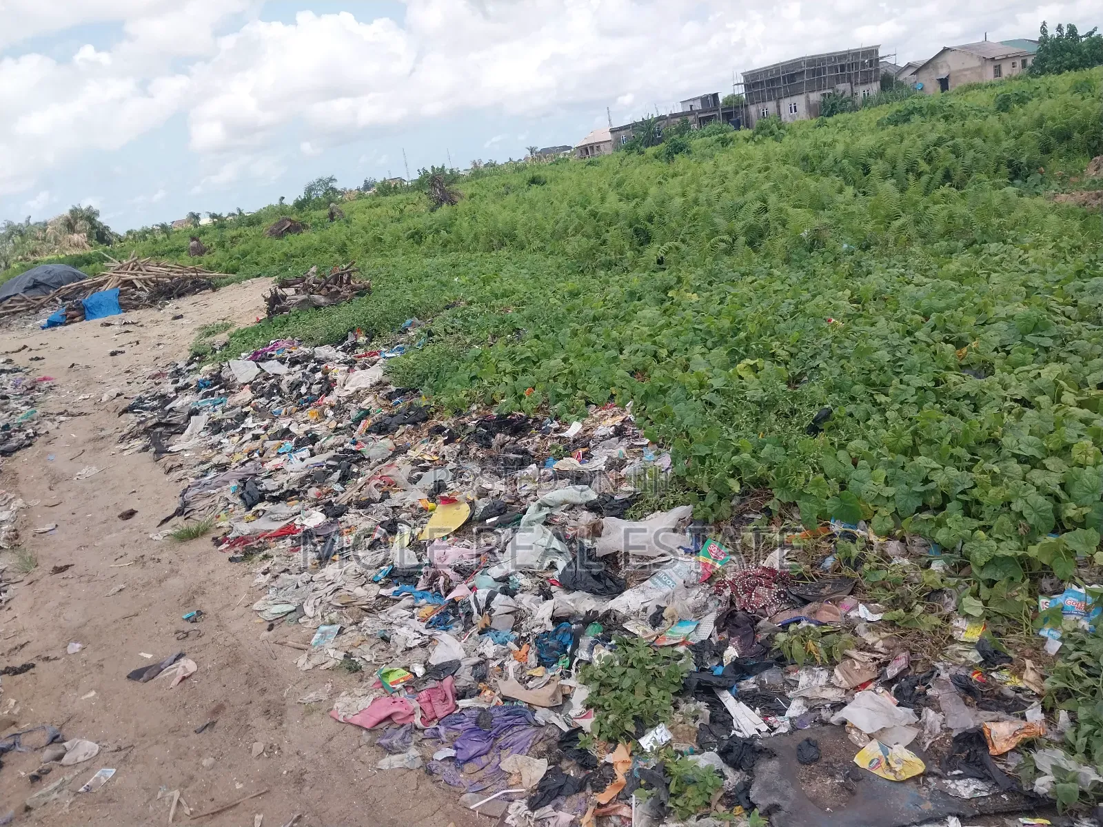 4100 SQM Directly Lease Isaec Jones Gra Ikeja in Ikeja GRA