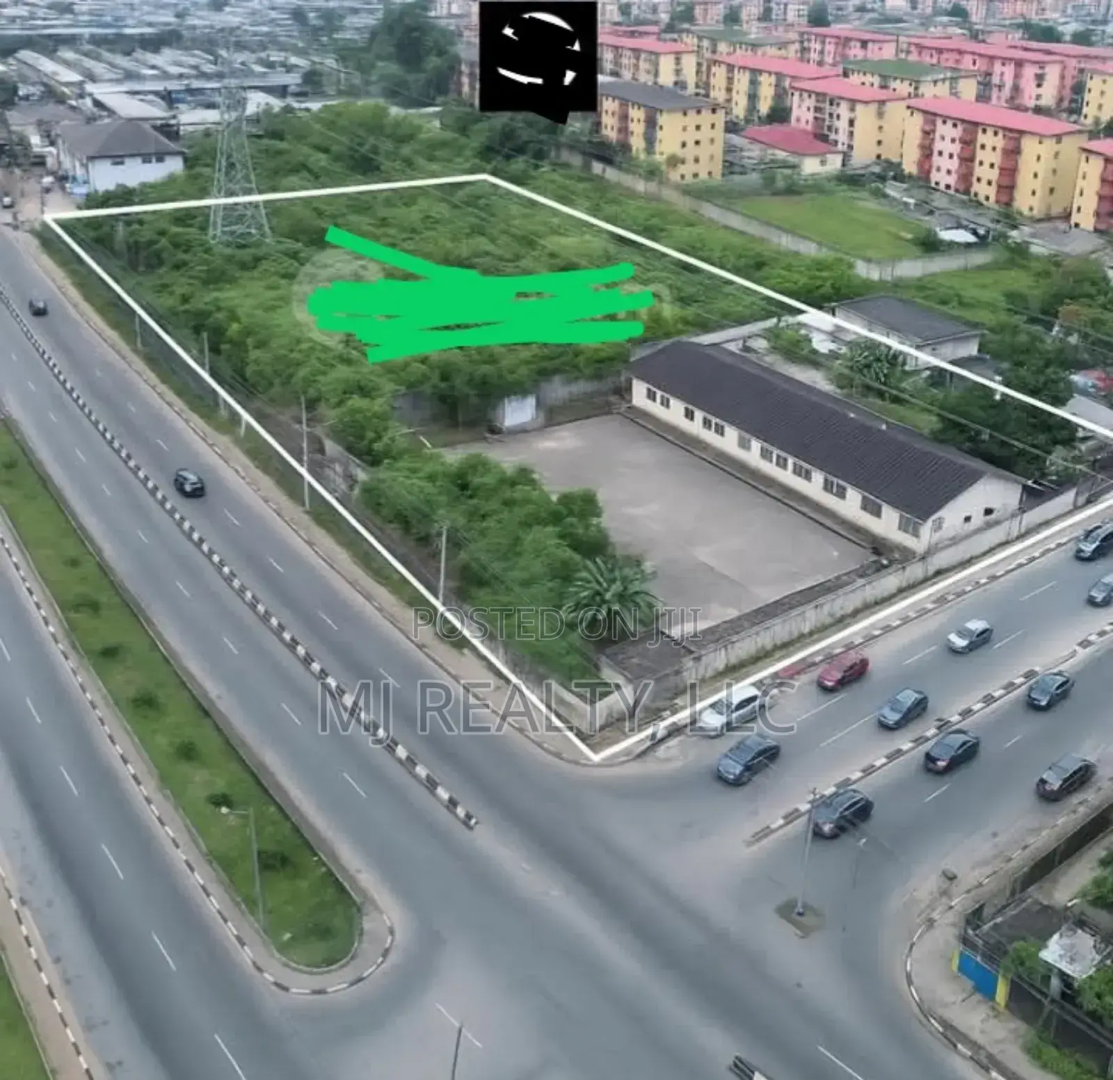 Prime Land Along Western Avenue, Surulere in Western Avenue