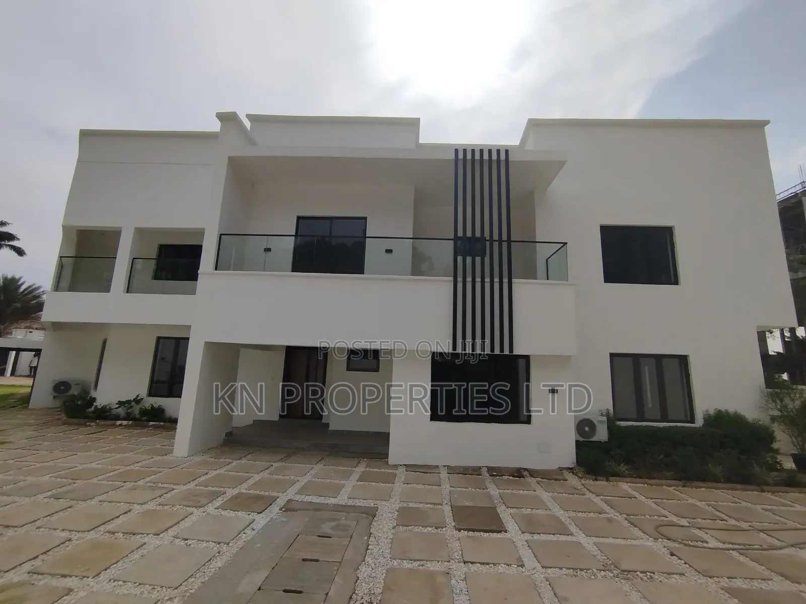 10bdrm Duplex in Asokoro for sale in Asokoro