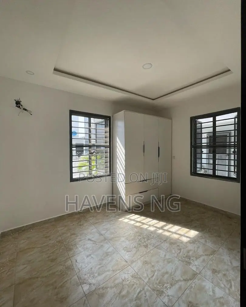 1bdrm Duplex in Ikate for sale in Ikate