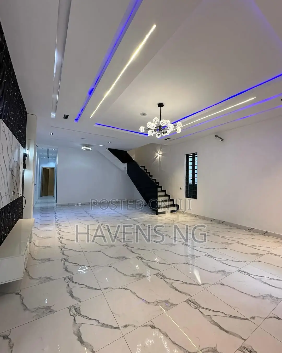 5bdrm Duplex in Lekki Phase 1 for sale in Lekki Phase 1