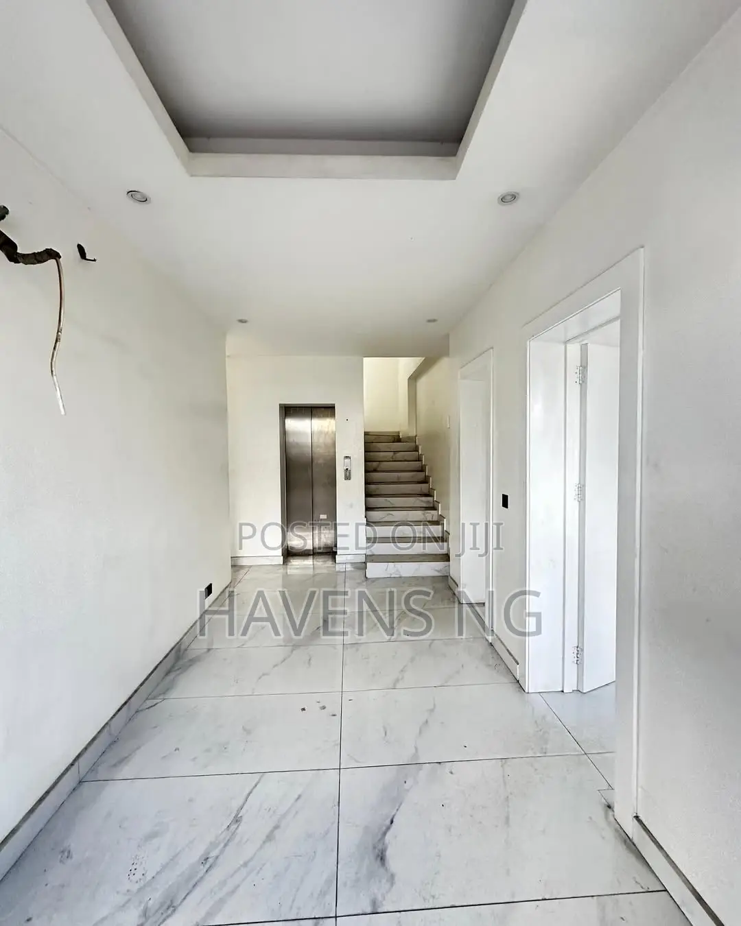 5bdrm Duplex in Lekki Phase 1 for sale in Lekki Phase 1