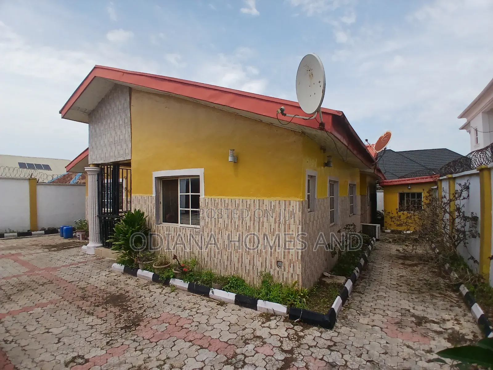 4bdrm Bungalow in Akoto Estate, Akala Express for sale in Akala Express