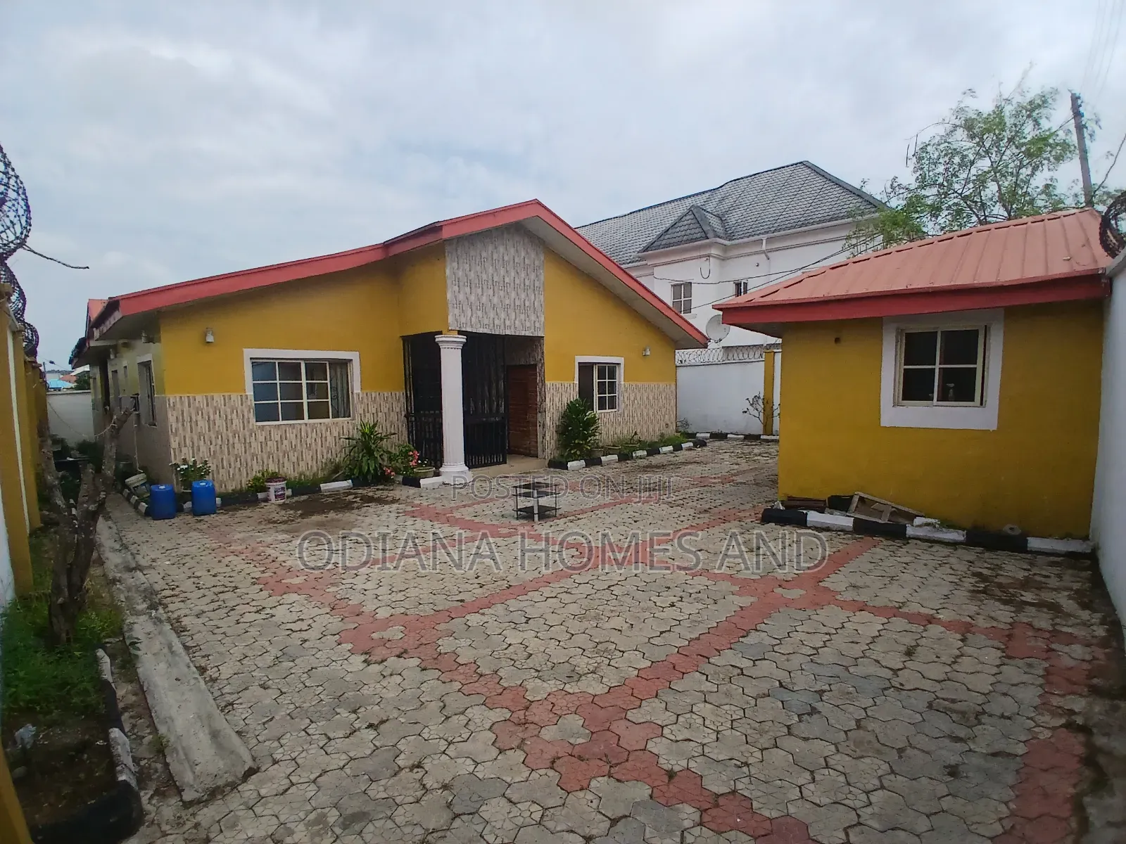 4bdrm Bungalow in Akoto Estate, Akala Express for sale in Akala Express