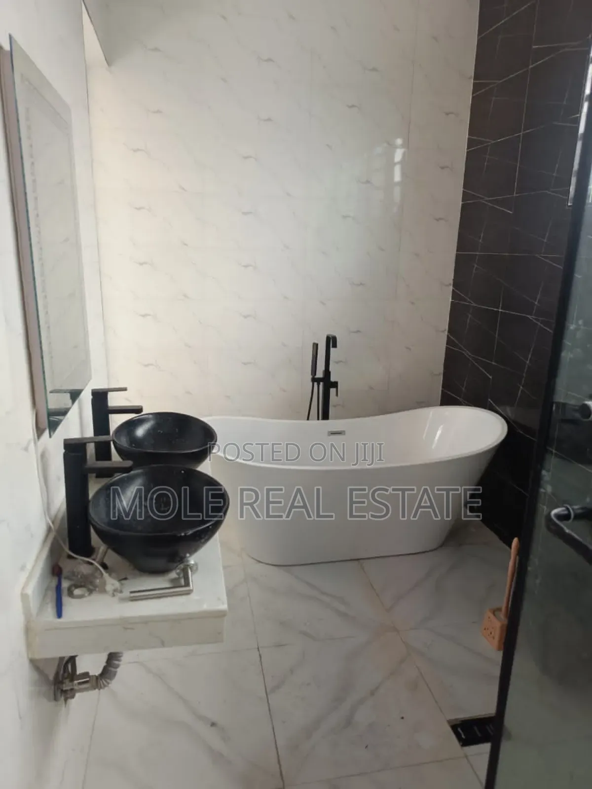 Furnished 5bdrm Duplex in Ligali Ayorinde, Victoria Island for sale in Victoria Island