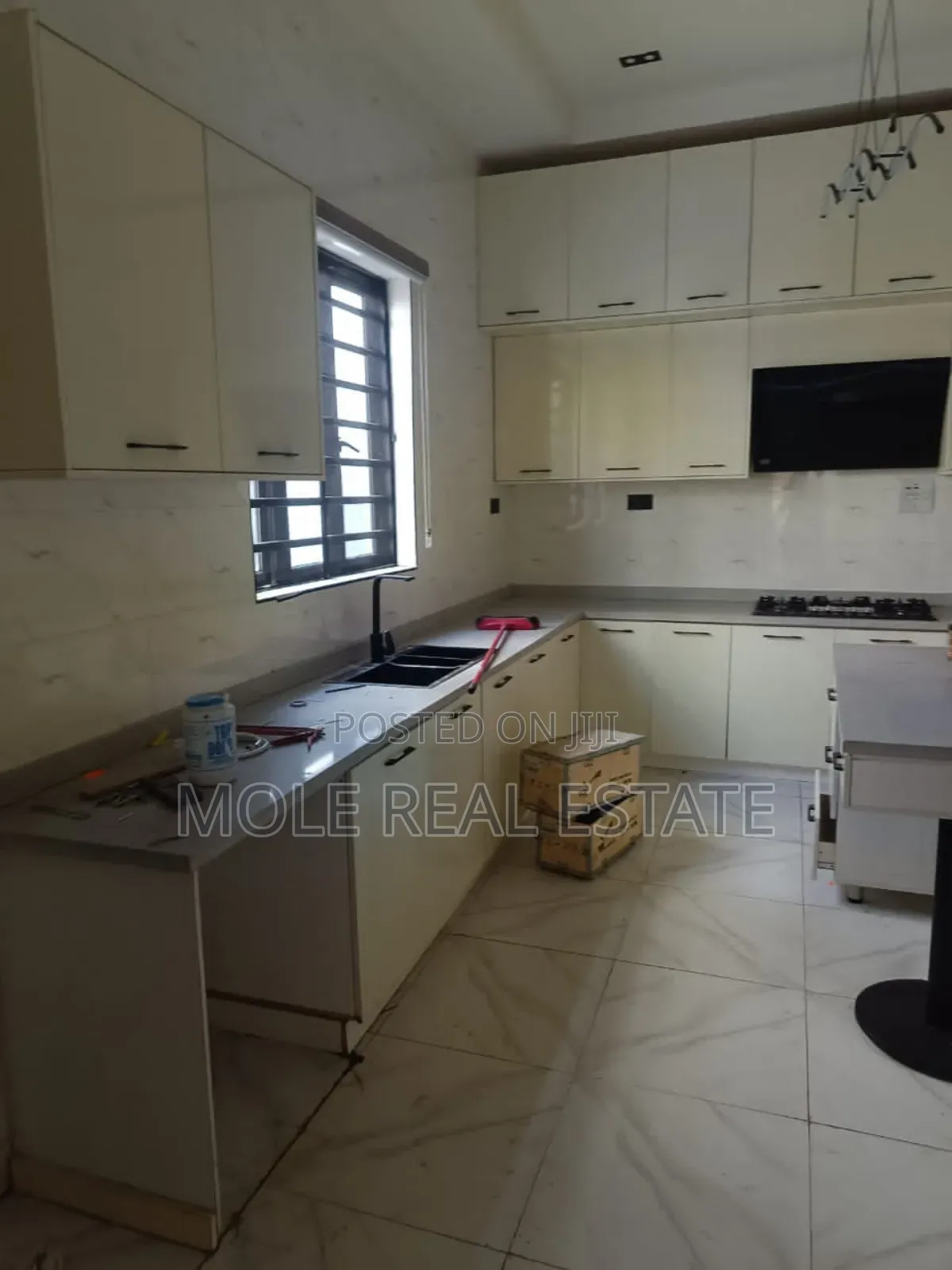 Furnished 3bdrm Duplex in Victoria Island for sale in Victoria Island