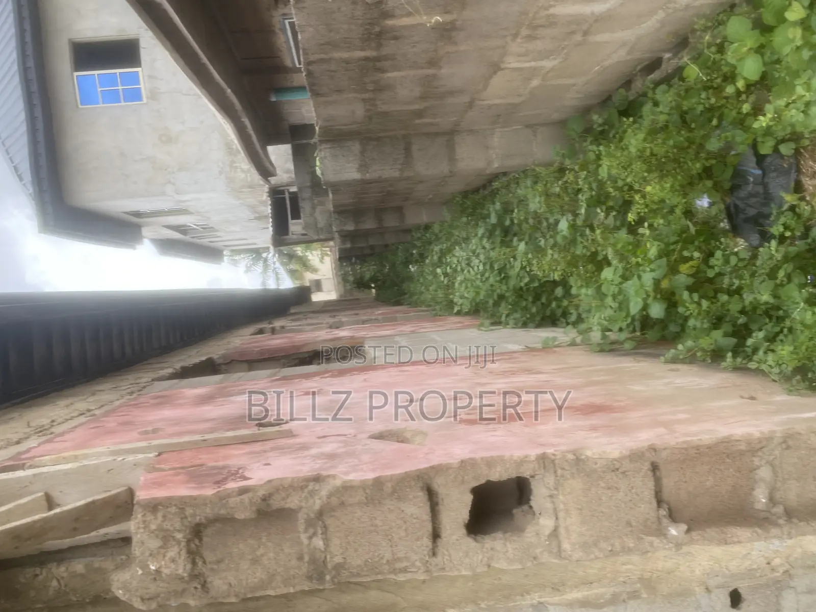 An Hotel Building Consists of 10 Rooms on a Seren Environmnt in Abule Egba