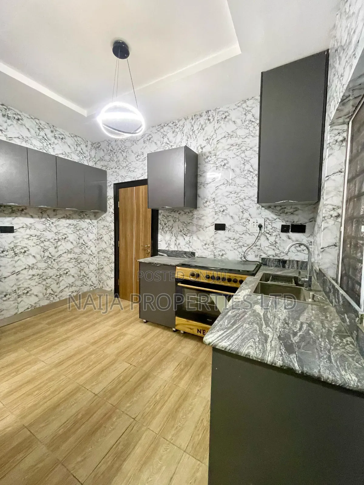 5bdrm Duplex in Ikate, Lekki for sale in Lekki