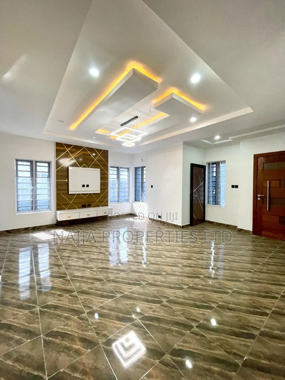 5bdrm Duplex in Ikate, Lekki for sale in Lekki