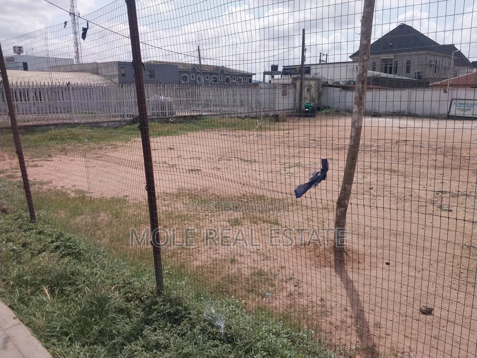 Furnished 3bdrm Apartment in Dopemu for sale in Dopemu