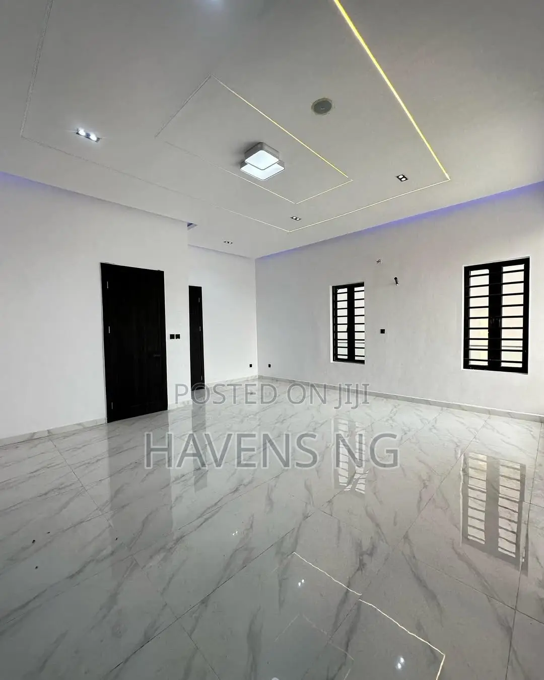 5bdrm Duplex in Lekki Phase 1 for sale in Lekki Phase 1