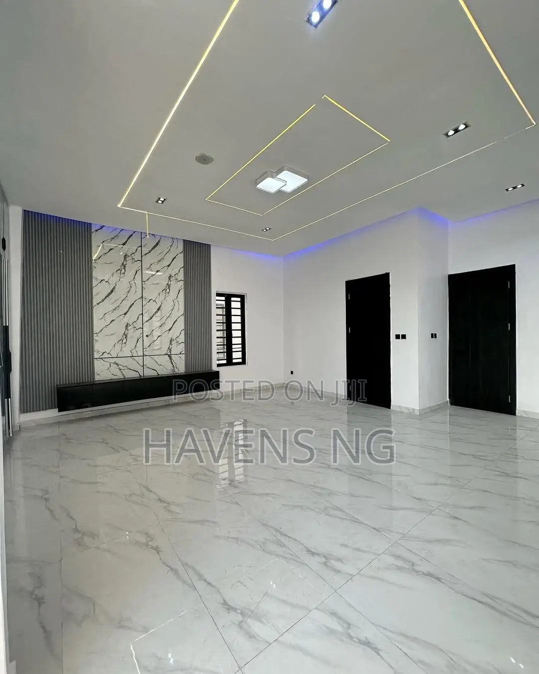 5bdrm Duplex in Lekki Phase 1 for sale in Lekki Phase 1