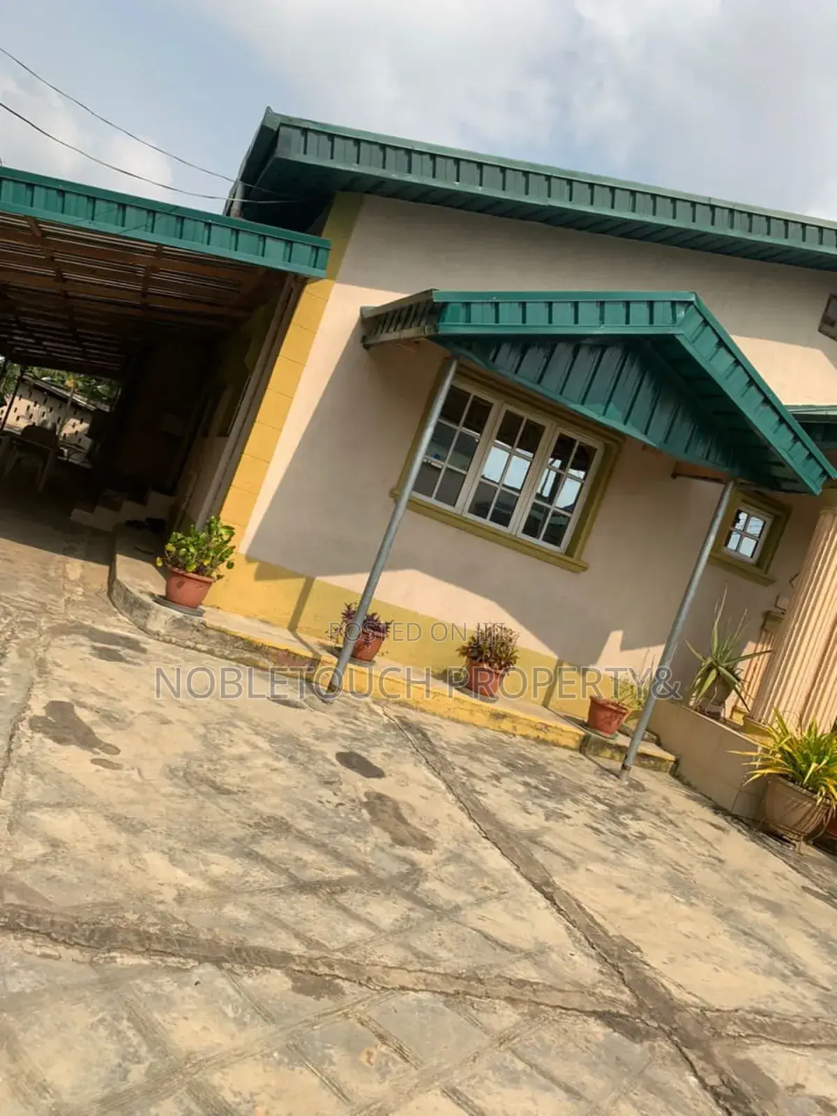4bdrm Bungalow in Obadore Igando Lasu, Akesan for sale in Akesan