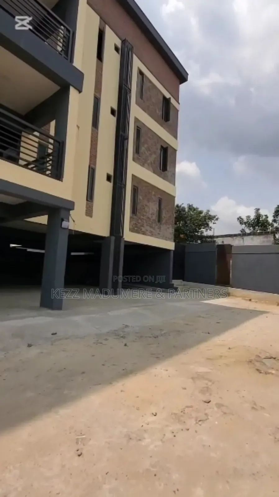 3bdrm Block of Flats in Old Gra , Port for rent in Port-Harcourt