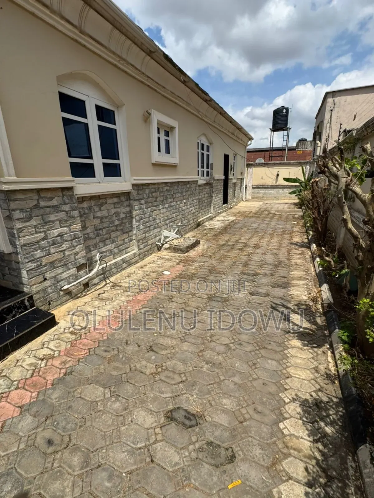 Furnished 4bdrm Bungalow in Alimosho for sale in Alimosho