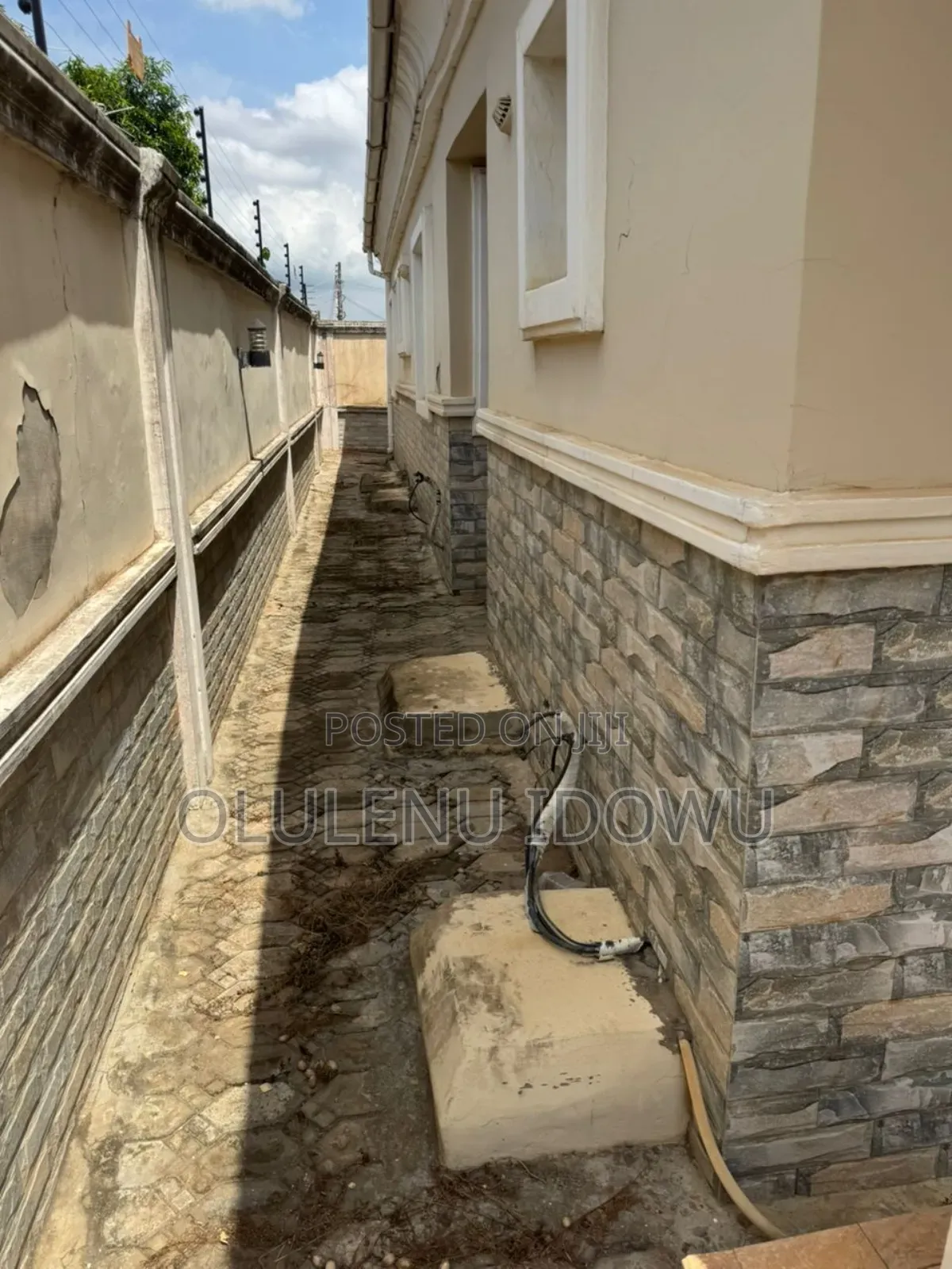 Furnished 4bdrm Bungalow in Alimosho for sale in Alimosho