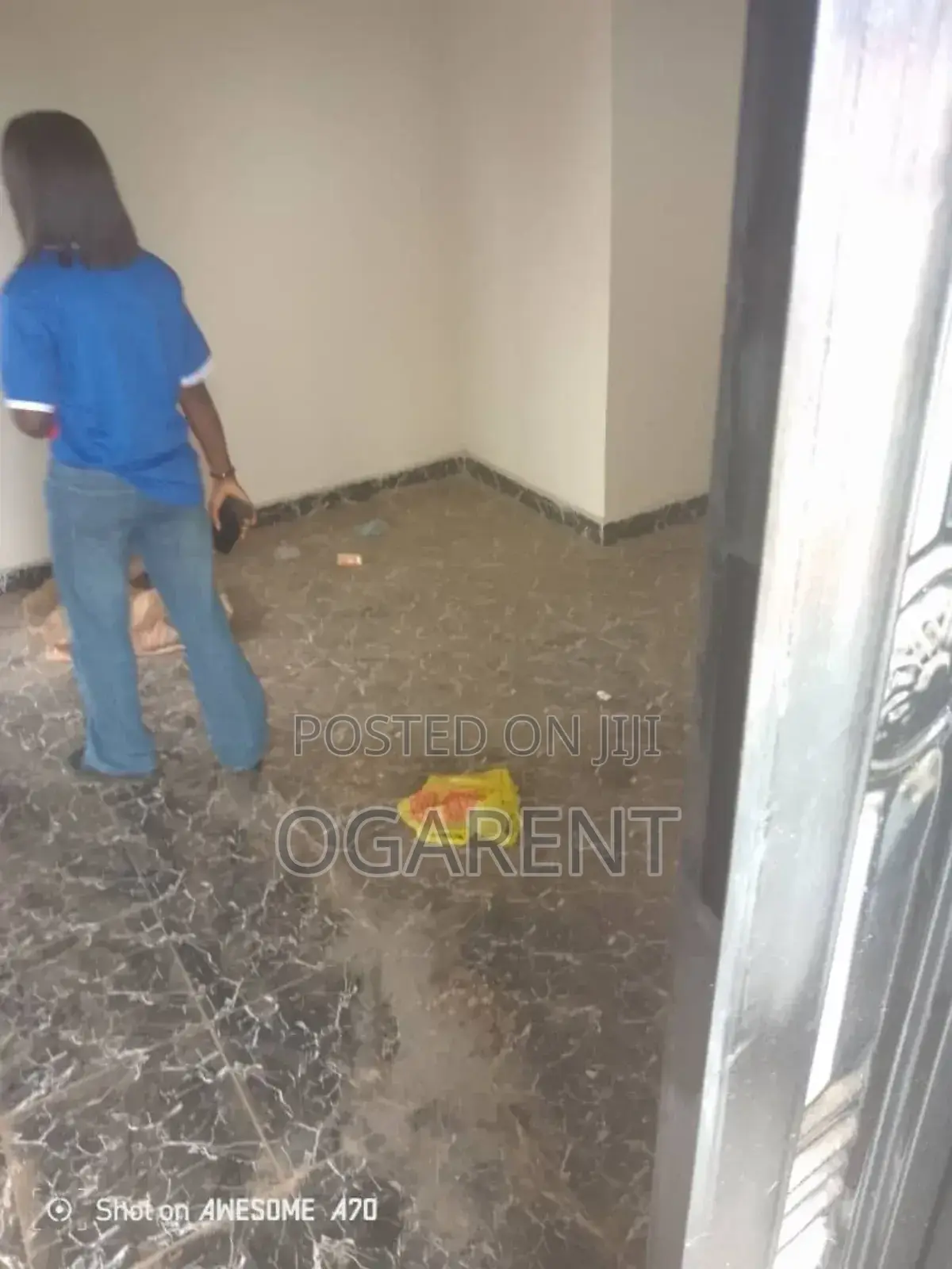 1bdrm Room & Parlour in Belosima Hotel, Benin City for rent in Benin City