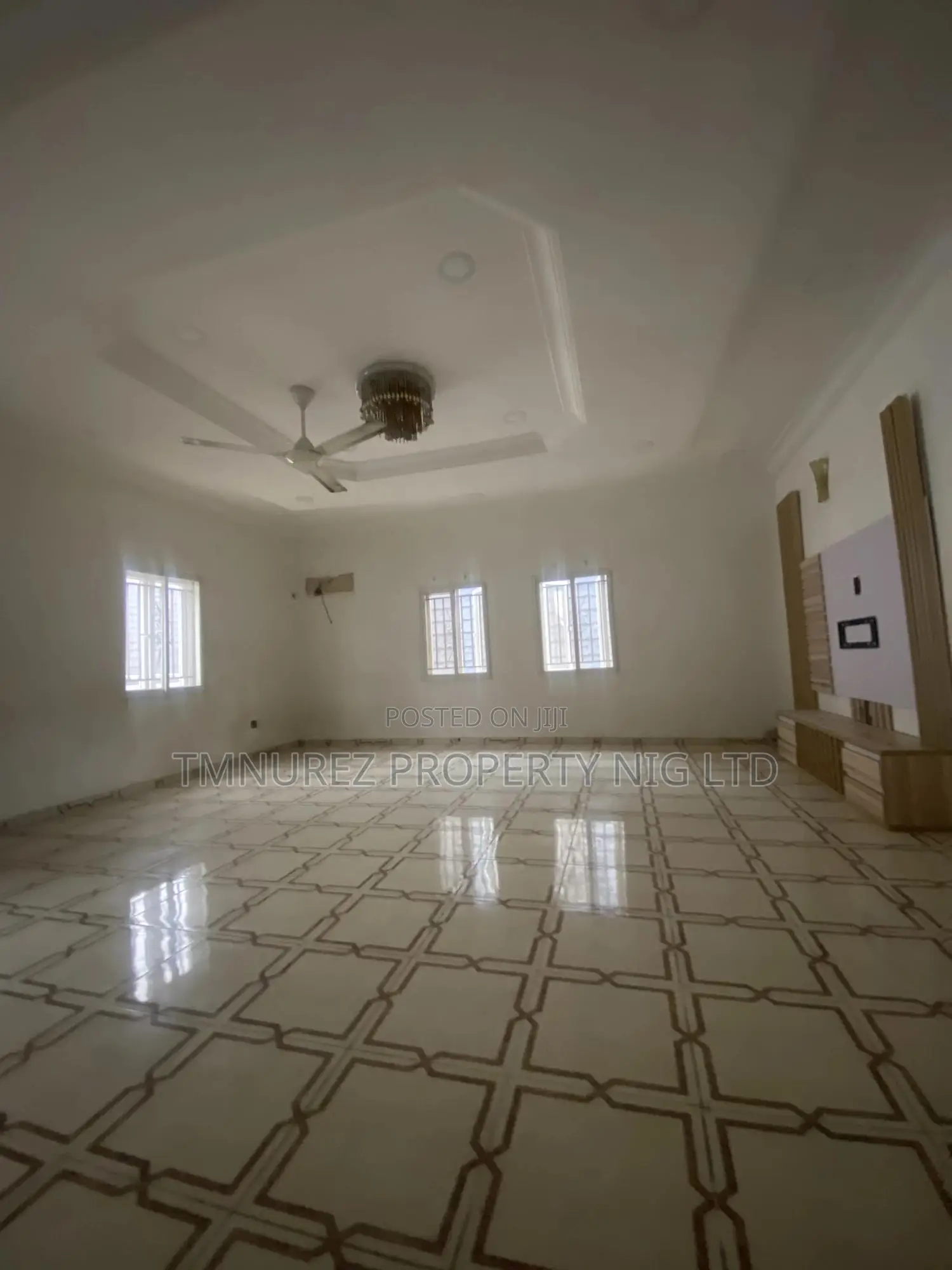 1bdrm Apartment in Chevron, Lekki for rent in Lekki