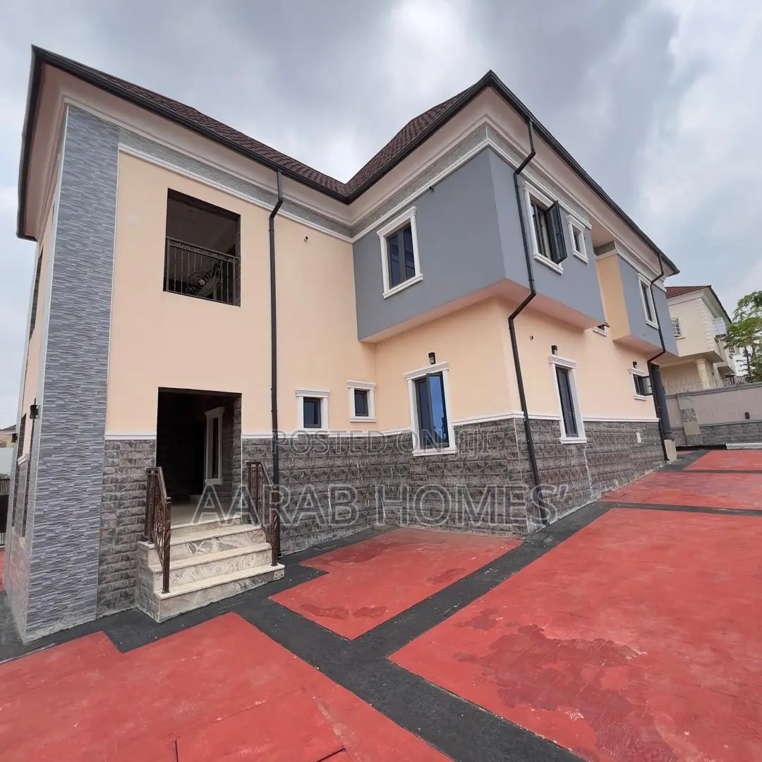 5bdrm Duplex in Gwarinpa for sale in Gwarinpa