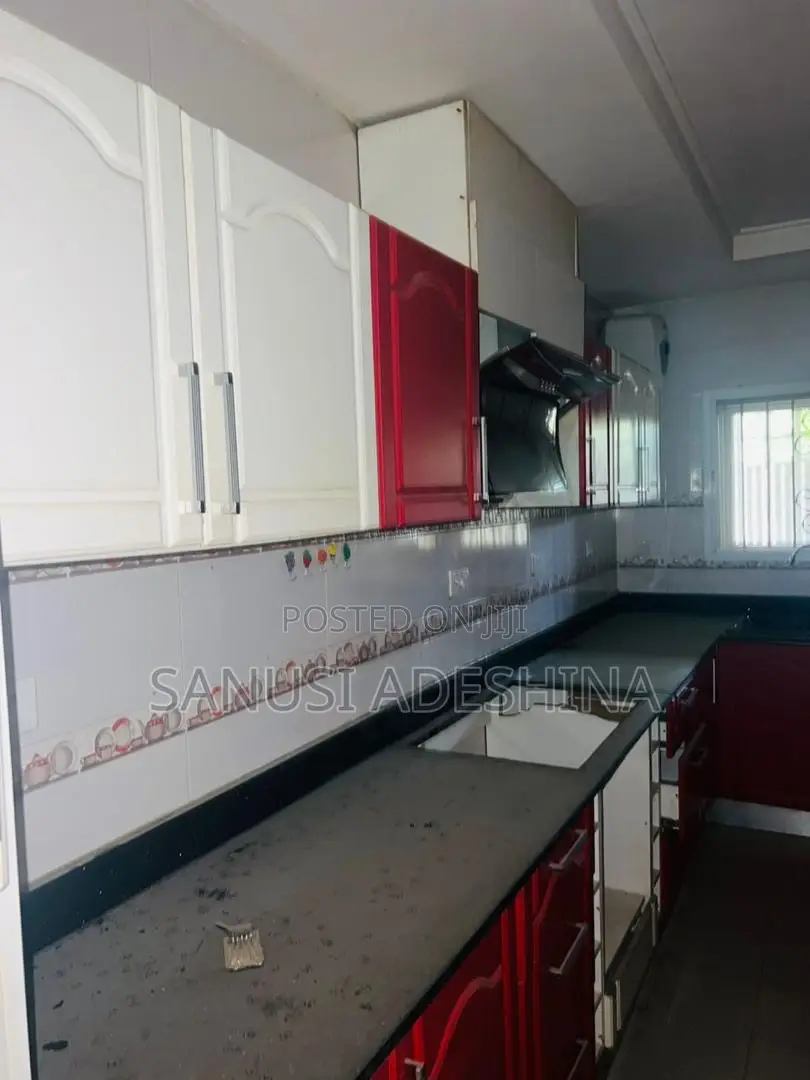A Very Good Restaurants Place for Sale in Gwarinpa