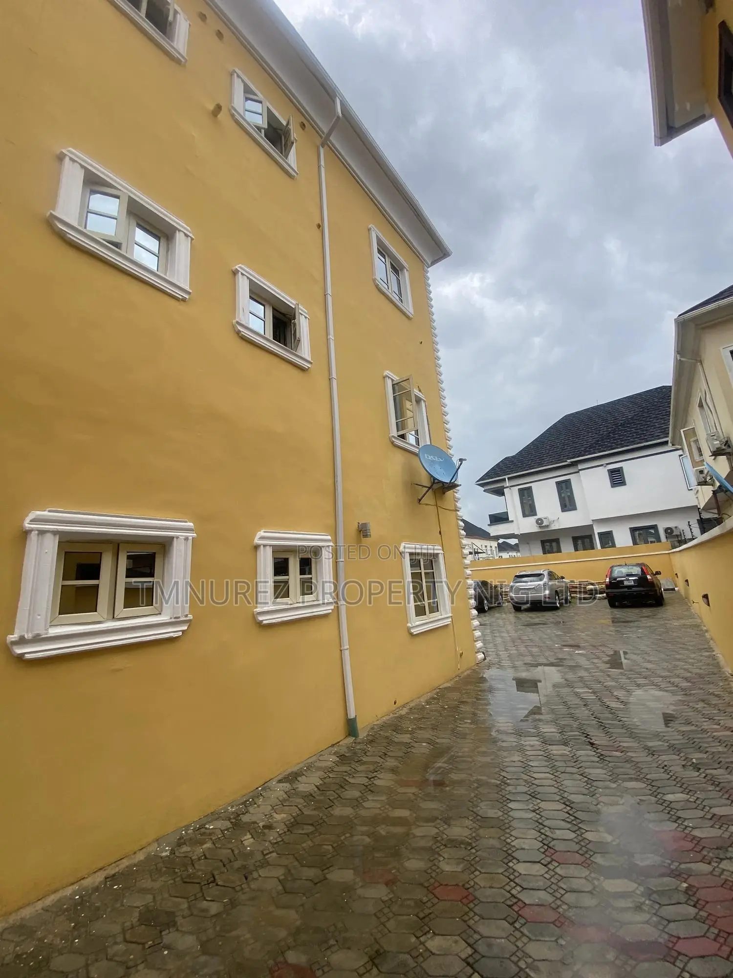 3bdrm Apartment in Chevron, Lekki for rent in Lekki