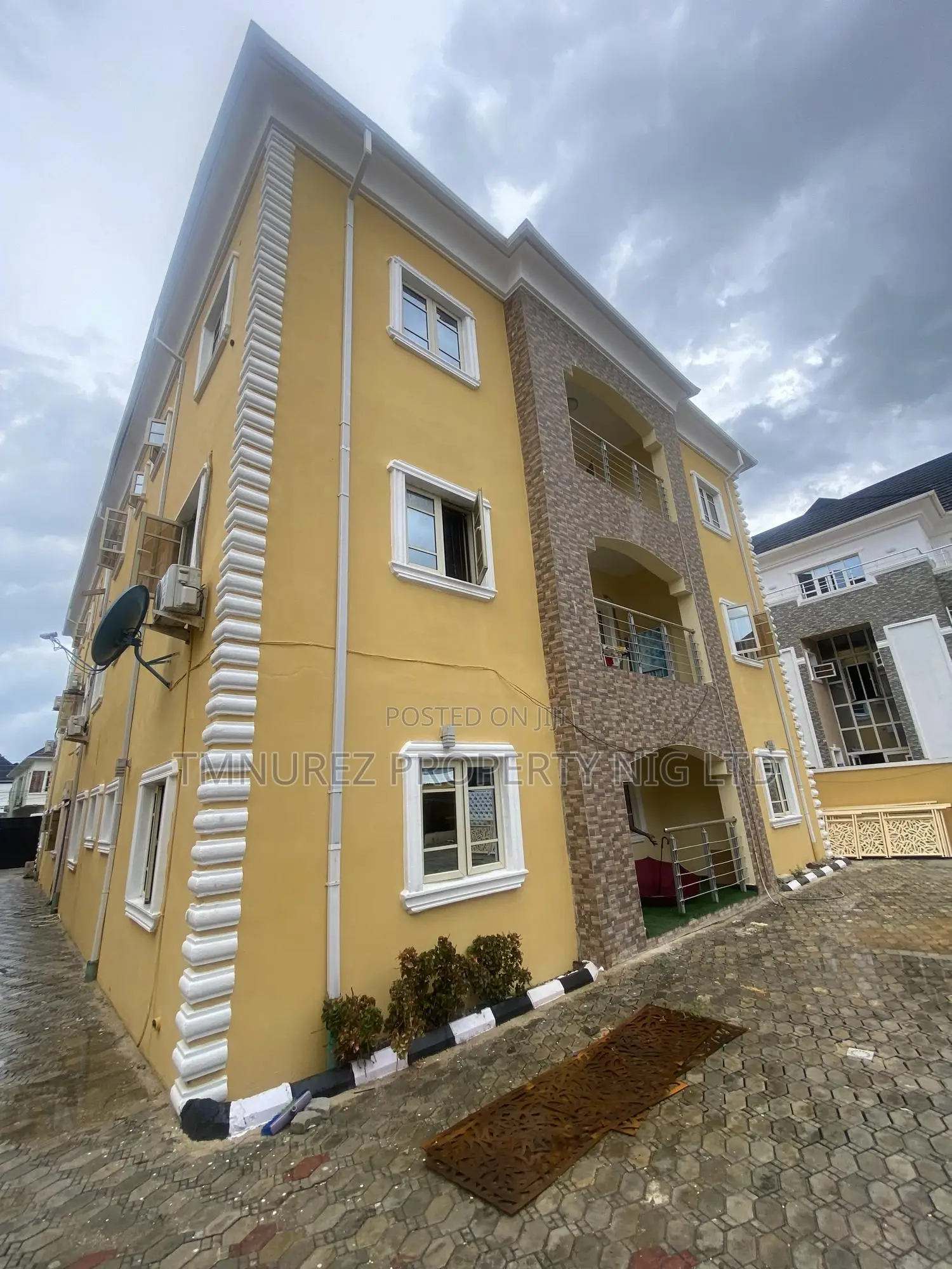 3bdrm Apartment in Chevron, Lekki for rent in Lekki