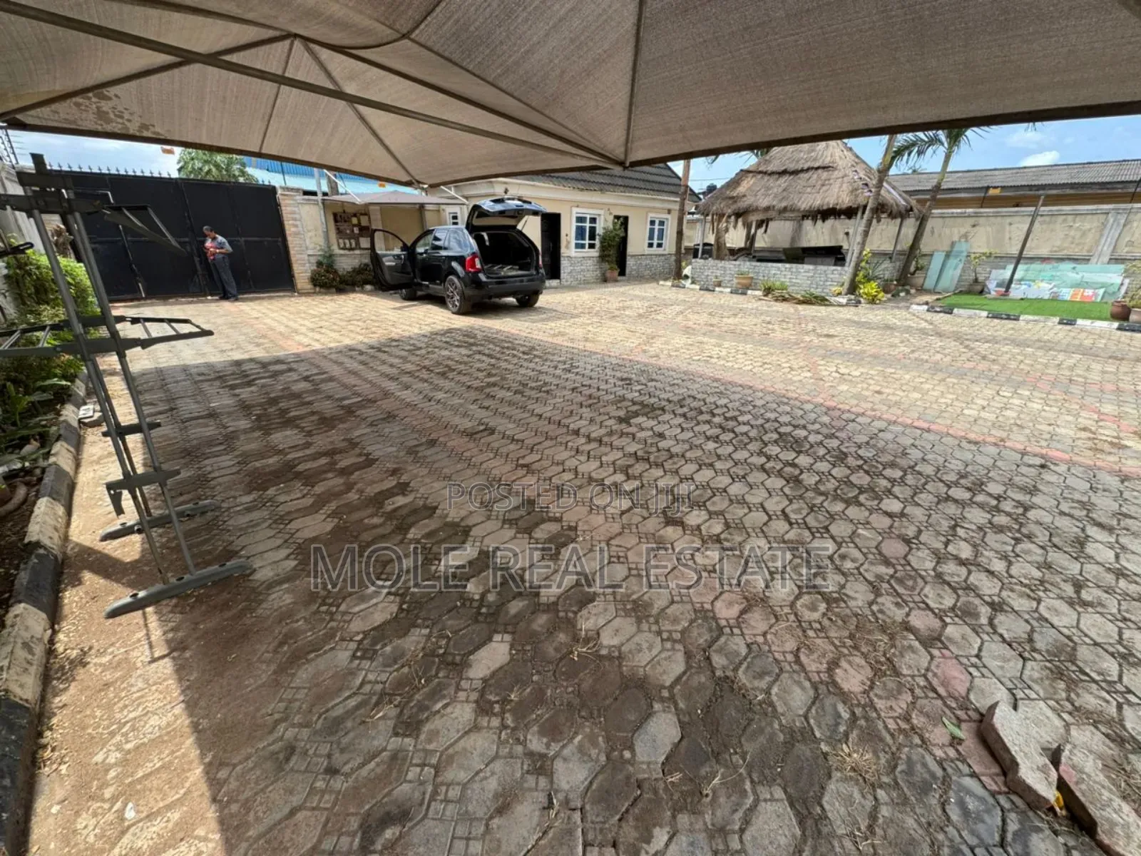 Furnished 4bdrm Bungalow in Governor'S Rd, Governors Road for sale in Governors Road