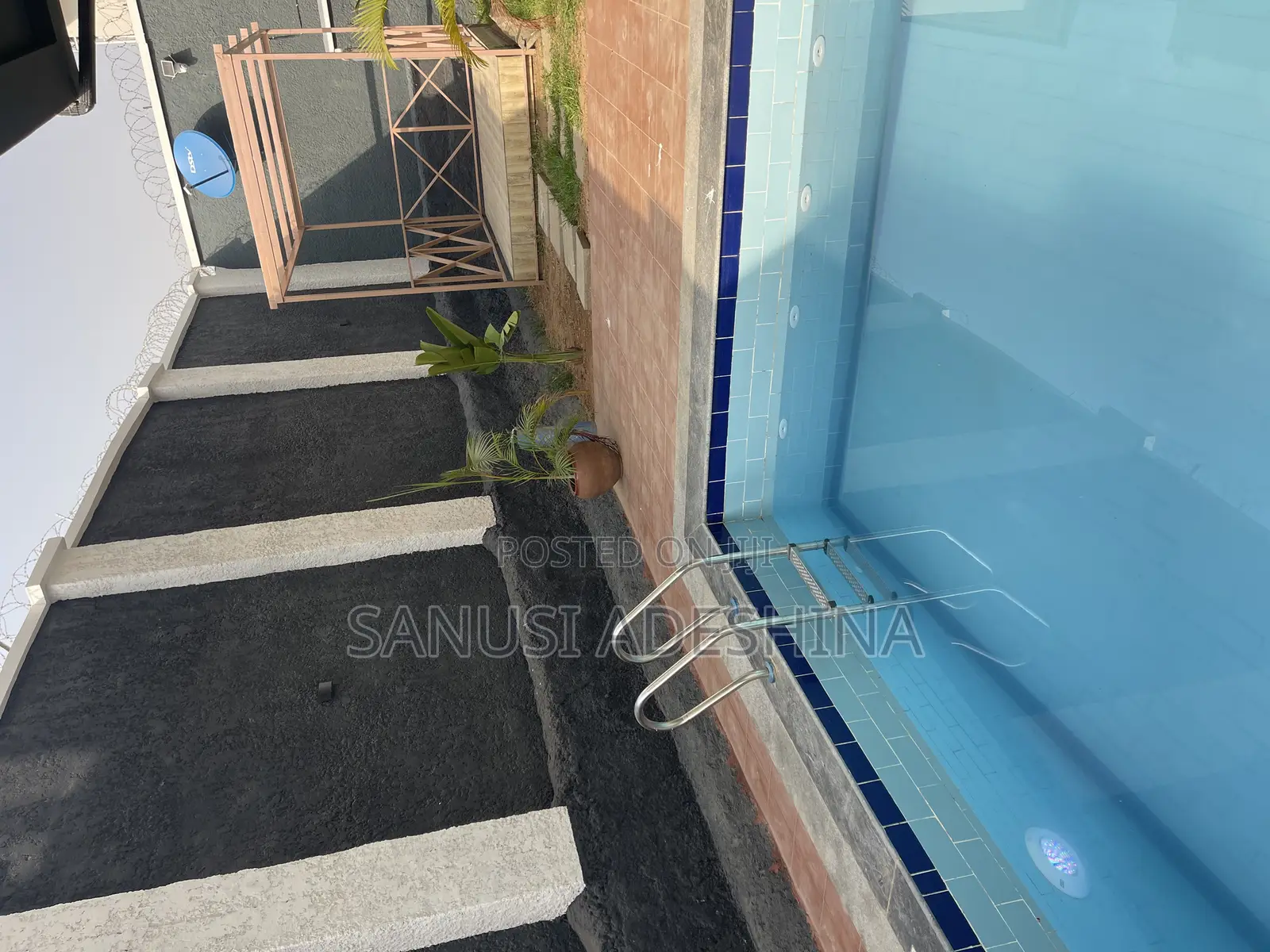 6bdrm Maisonette in Guzape Main Fct for sale in Guzape District