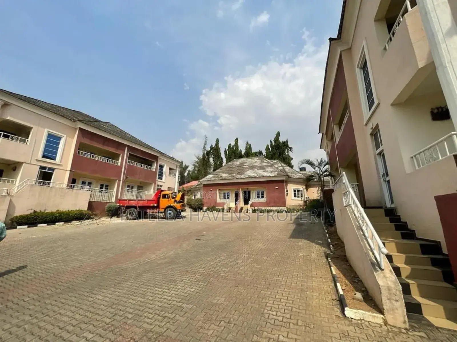 2bdrm Block of Flats in Gwarinpa for sale in Gwarinpa